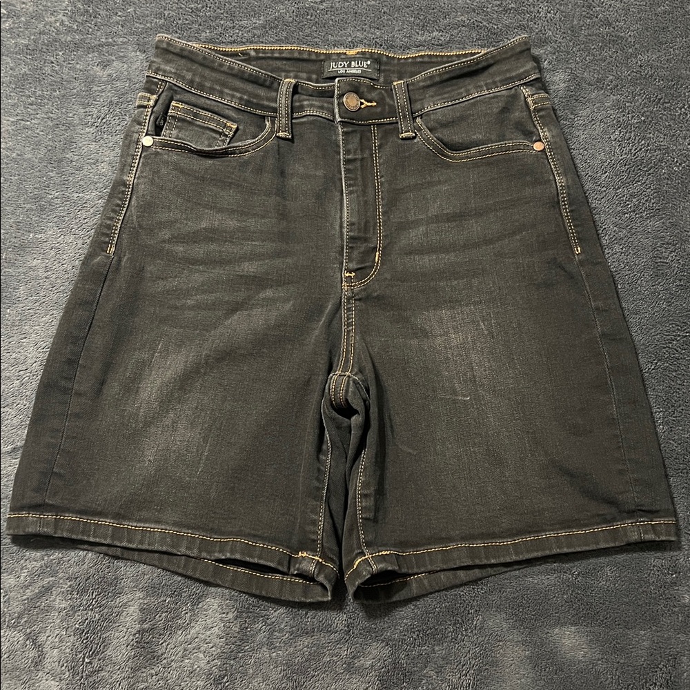 Judy Blue women’s medium black charcoal jean shorts high waisted stretchy faded